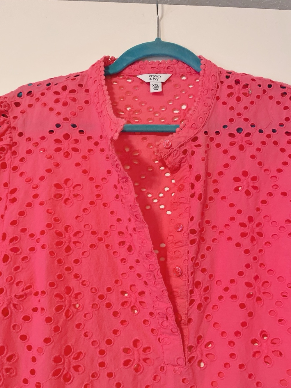 crown & ivy Hot Pink Eyelet Lace Preppy V-Neck Blouse Size XXL - Picture 4 of 9